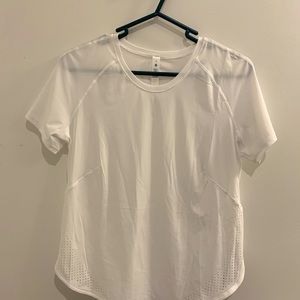 Lululemon Running Shirt - UVP Run SS